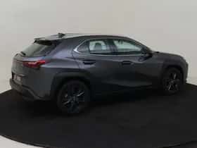 Lexus UX (2024) thumbnail 5