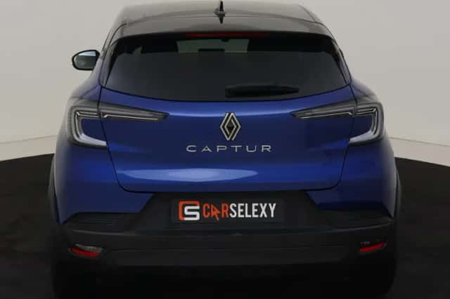 Renault Captur (2025) thumbnail 4