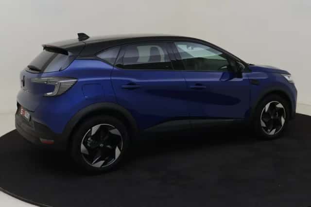 Renault Captur (2025) thumbnail 5