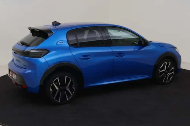 Peugeot 208 (2024) thumbnail 5