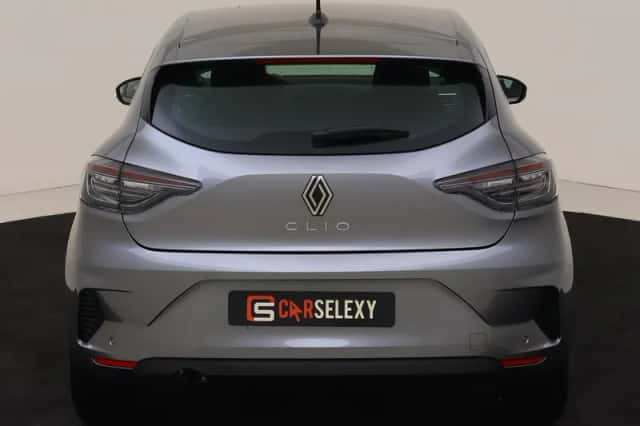 Renault Clio (2025) thumbnail 4