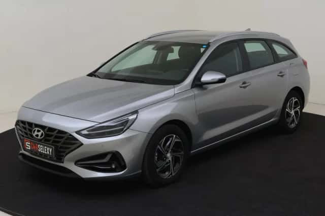 Hyundai i30 (2024) thumbnail 1
