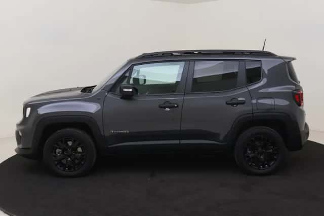 Jeep Renegade (2025) thumbnail 2