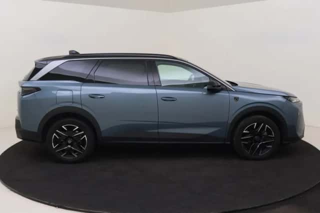 Peugeot 5008 (2025) thumbnail 6