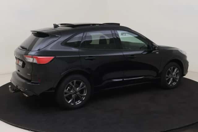 Ford Kuga (2024) thumbnail 5