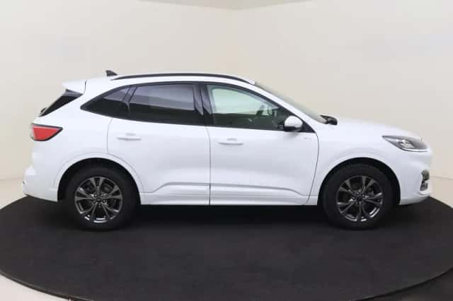 Ford Kuga (2024) thumbnail 6