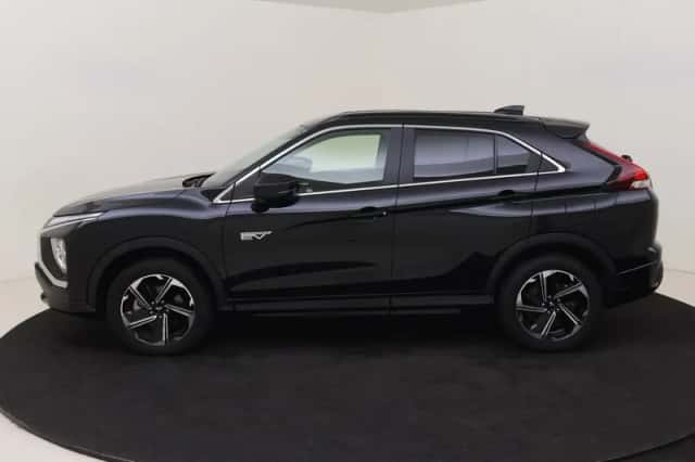 Mitsubishi Eclipse Cross (2025) thumbnail 2