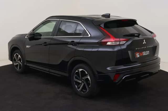 Mitsubishi Eclipse Cross (2025) thumbnail 3