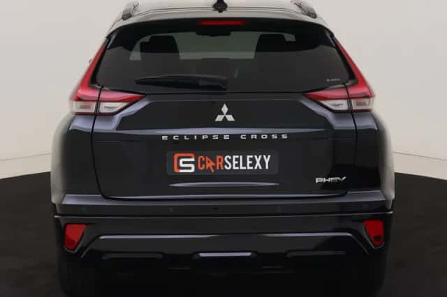 Mitsubishi Eclipse Cross (2025) thumbnail 4