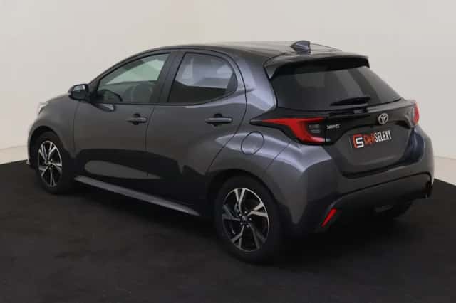 Toyota Yaris (2025) thumbnail 3