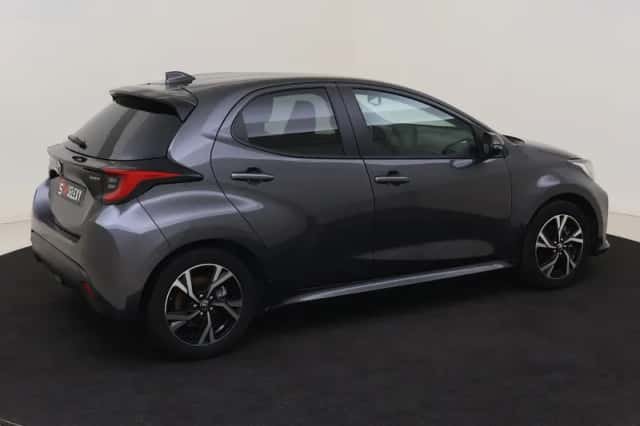 Toyota Yaris (2025) thumbnail 5