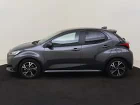 Toyota Yaris (2025) thumbnail 2