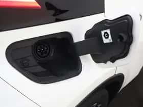 Toyota C-HR (2025) thumbnail 27