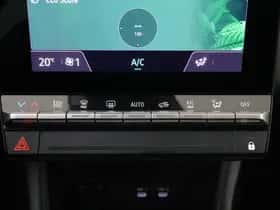 Renault Captur thumbnail 26