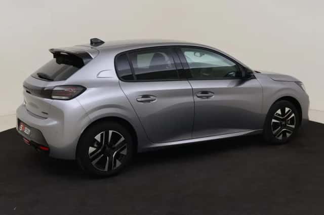 Peugeot 208 (2024) thumbnail 5