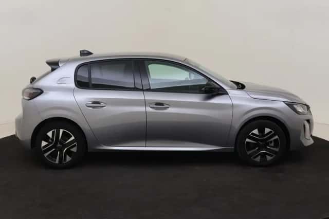 Peugeot 208 (2024) thumbnail 6