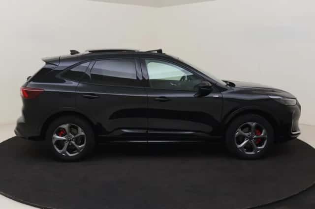 Ford Kuga (2025) thumbnail 6