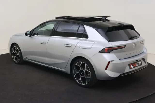 Opel Astra (2025) thumbnail 3