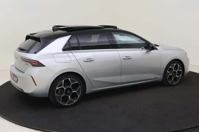 Opel Astra (2025) thumbnail 5