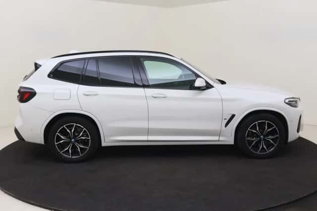 BMW X3 (2024) thumbnail 6