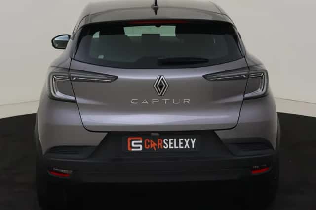 Renault Captur (2025) thumbnail 4