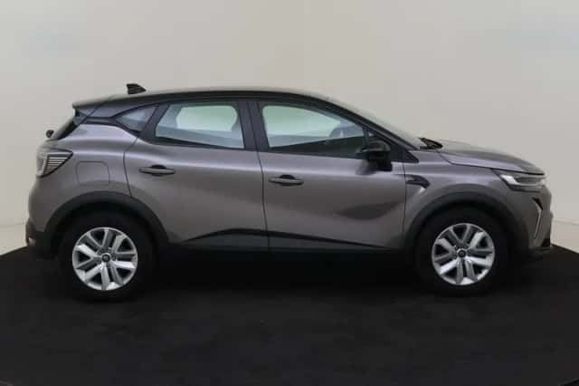 Renault Captur (2025) thumbnail 6