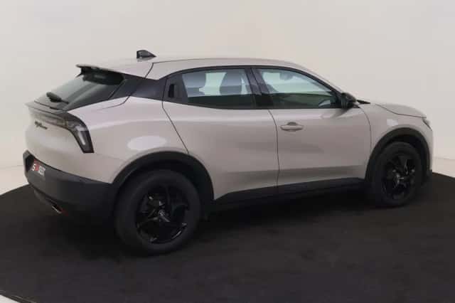 Alfa Romeo Junior (2025) thumbnail 5