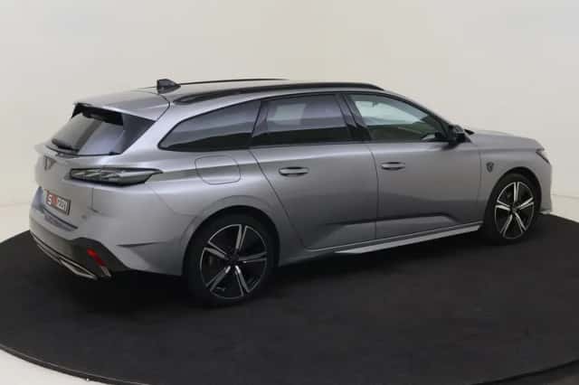 Peugeot 308 (2024) thumbnail 5