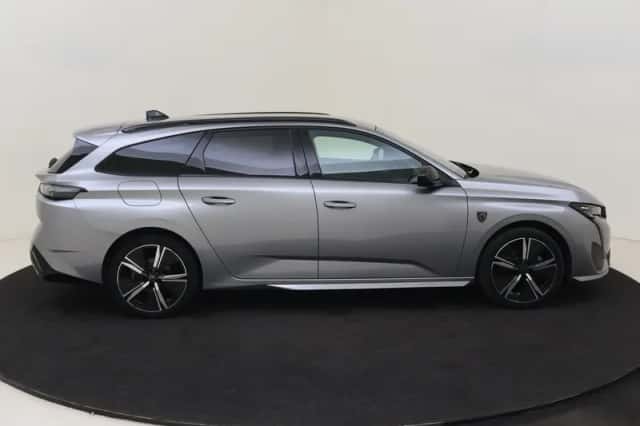 Peugeot 308 (2024) thumbnail 6