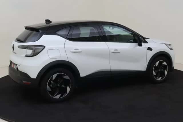 Renault Captur (2025) thumbnail 5