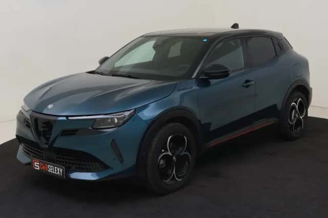 Alfa Romeo Junior (2025) thumbnail 1