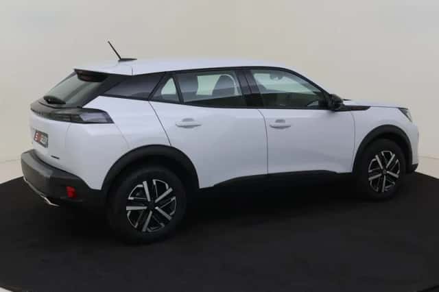 Peugeot 2008 (2025) thumbnail 5