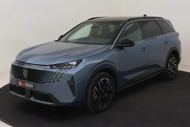 Peugeot 5008 (2024) thumbnail 1