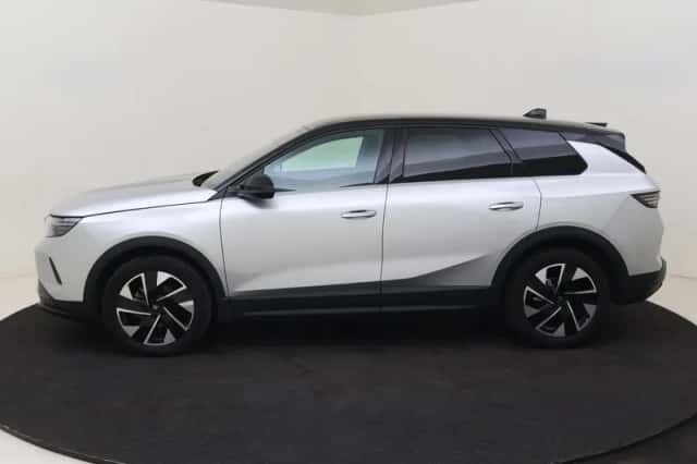 Opel Grandland (2025) thumbnail 2
