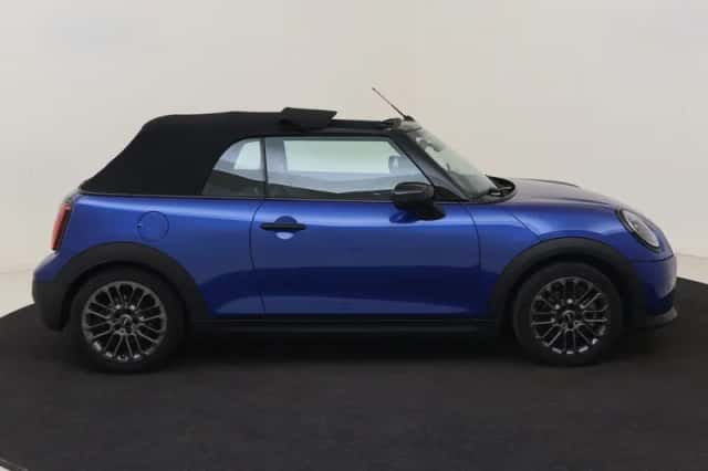 MINI Cabrio (2025) thumbnail 6