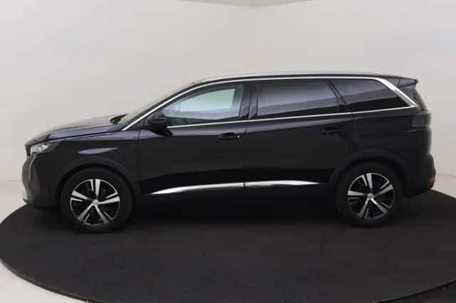 Peugeot 5008 (2024) thumbnail 2