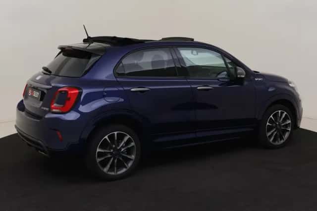 Fiat 500X (2024) thumbnail 5