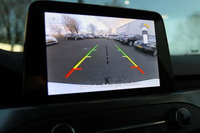 Ford Focus (2022) thumbnail 18