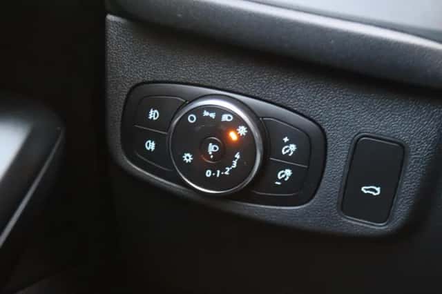Ford Focus (2022) thumbnail 23