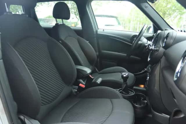 MINI Countryman (2014) thumbnail 11