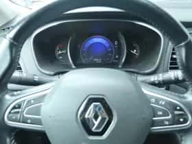 Renault Mégane (2017) thumbnail 17