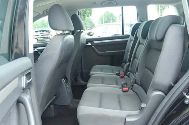 Volkswagen Touran (2013) thumbnail 5