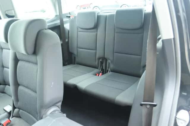 Volkswagen Touran (2013) thumbnail 6