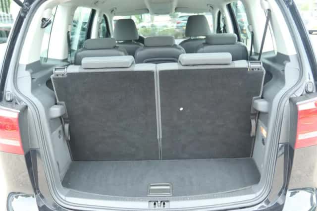 Volkswagen Touran (2013) thumbnail 7