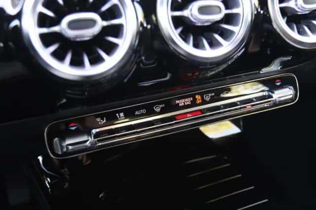 Mercedes-Benz A-Klasse (2018) thumbnail 37