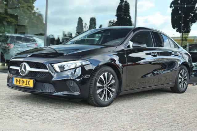 Mercedes-Benz A-Klasse (2022) thumbnail 1