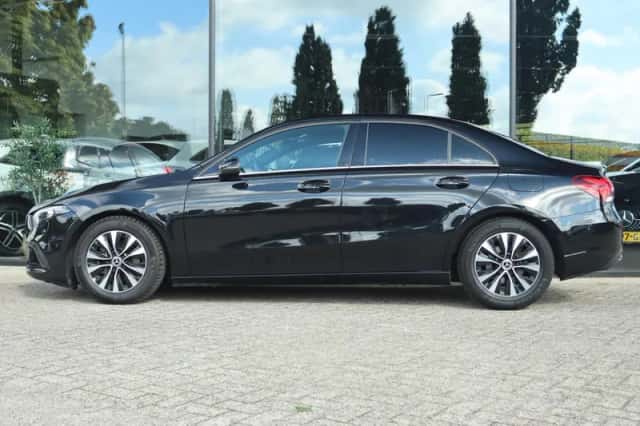 Mercedes-Benz A-Klasse (2022) thumbnail 3