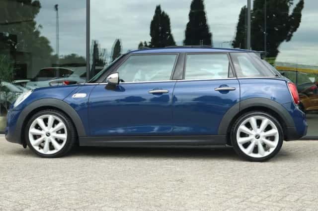 MINI Cooper (2015) thumbnail 12