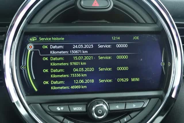 MINI Cooper (2015) thumbnail 19
