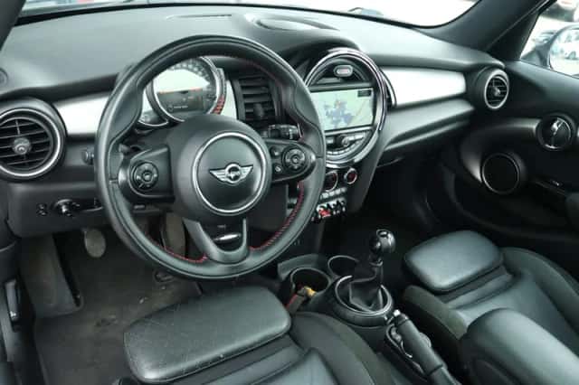 MINI Cooper (2015) thumbnail 20